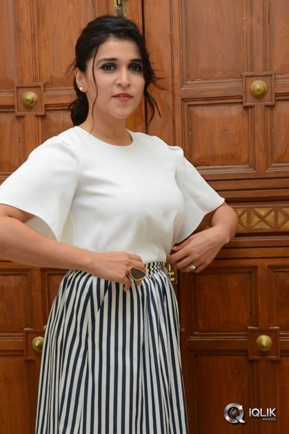 Mannara-Chopra-At-Thikka-Movie-Audio-Launch